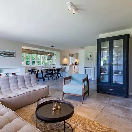 Haus Tofino